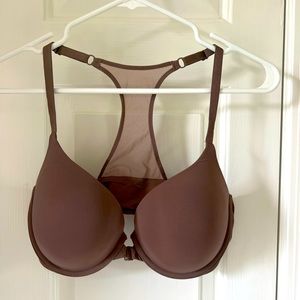 Victoria’s Secret front clasp razorback bra